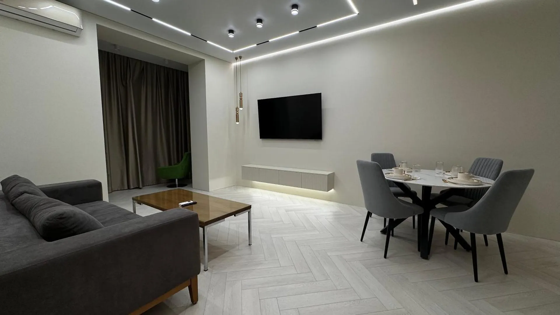 Apartment Евродвушка Возле Астана Арена, Барыс Арена, Ботанический Сад